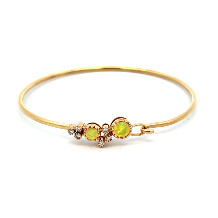 Opal Bracelet, 14Kt