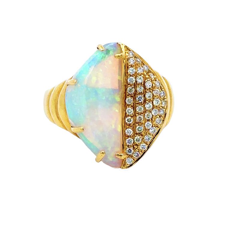 Opal Ring, 18Kt